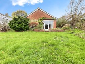 CHESTNUT ROAD- click for photo gallery